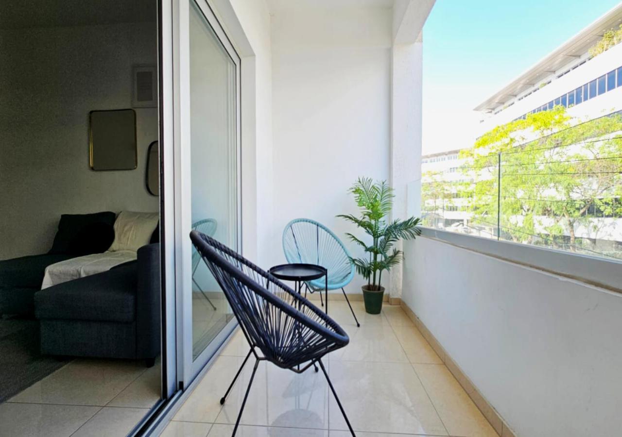Phaedrus Living: City Centre Luxury Flat Esperidon 201 Nicosia Exterior foto